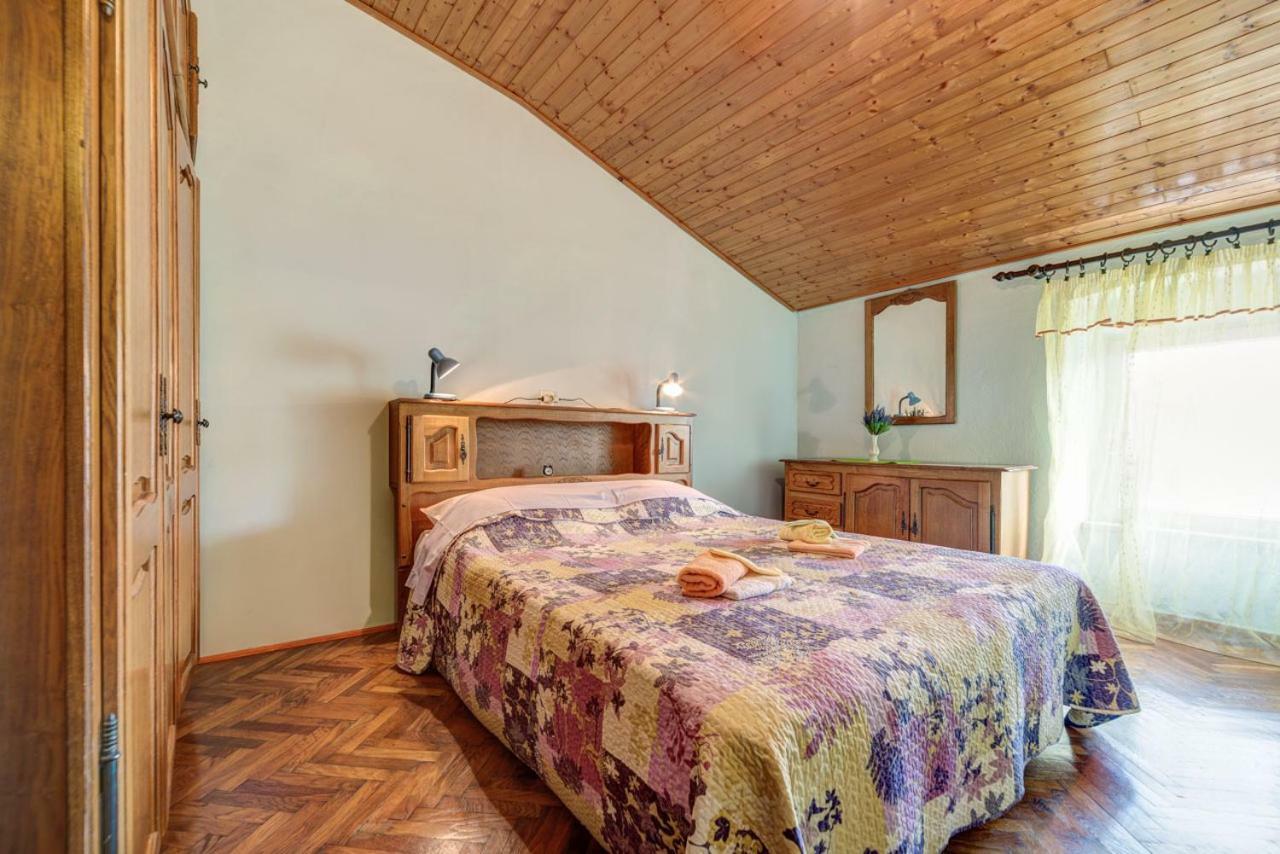 D&L Apartment In Center Pula Luaran gambar
